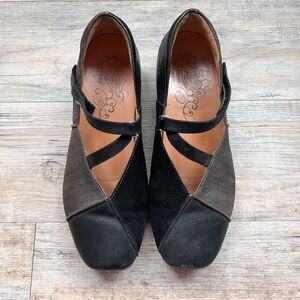 Think! Leather Mary Jane Shoes 41 US 9 Black Brown Vintage Y2K Comfort Whimsical